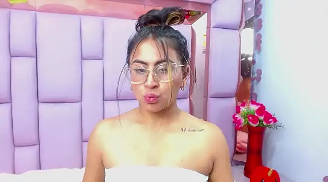 Freya Miller  online show from 7, 2, 2025