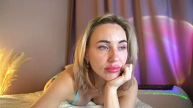 Cum Slutt online show from 6, 11, 2025