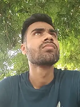 Skinny Bigass 23 online show from 31, 5, 2026