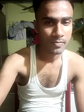 Skinny Bigass 23 online show from 18, 3, 2026