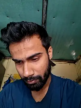 Skinny Bigass 23 online show from 11, 11, 2025