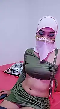 Aaliyah Salma online show from 31, 1, 2025