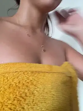 Aaliyah Salma online show from 1, 4, 2026