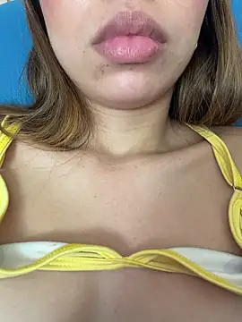 Aaliyah Salma online show from 12, 7, 2026
