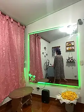 Snapshot of Goddess-Love- chatting on 7, 2, 2026 Goddess-Love- online show from 7, 2, 2026