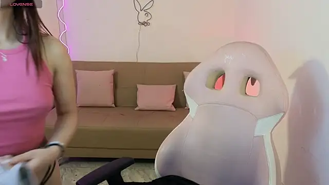 Snapshot of Foxy_tay chatting on 31, 12, 2024 Foxy tay online show from 31, 12, 2024