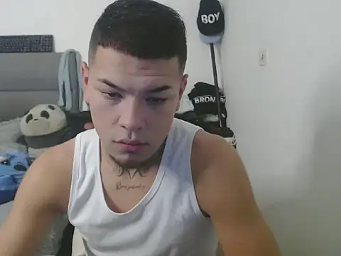 MarceloMilk online show from 10, 9, 2025