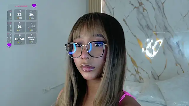 Snapshot of RachellEbony chatting on 8, 5, 2026 RachellEbony online show from 8, 5, 2026