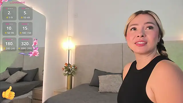 Saori newman online show from 11, 5, 2026