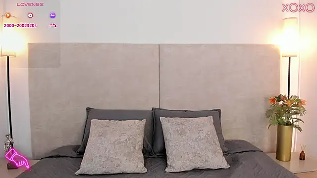 Saori newman online show from 15, 12, 2025