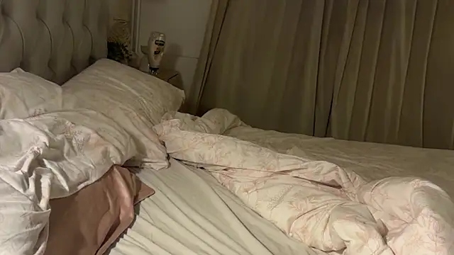 blairbella online show from 10, 11, 2025