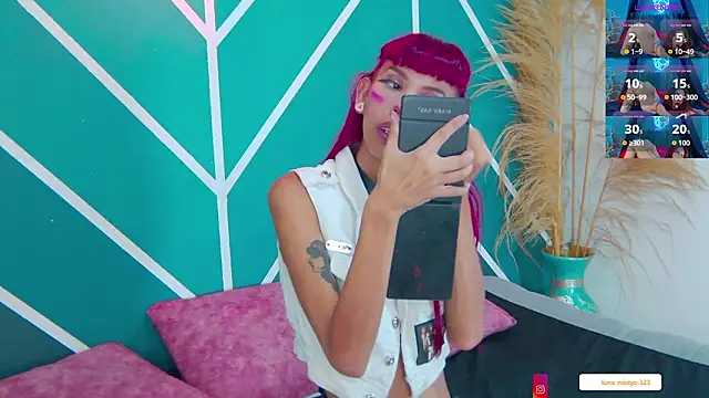 Lunamistyc online show from 18, 3, 2026