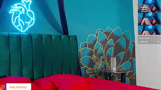 Lunamistyc online show from 21, 10, 2025