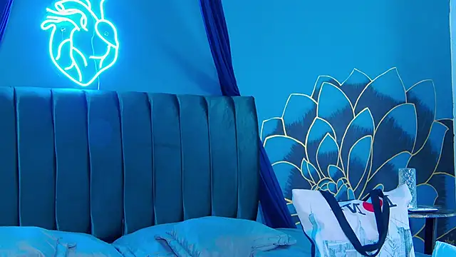 Lunamistyc online show from 31, 10, 2025