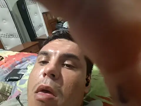 RobbyThrobb online show from 23, 10, 2025