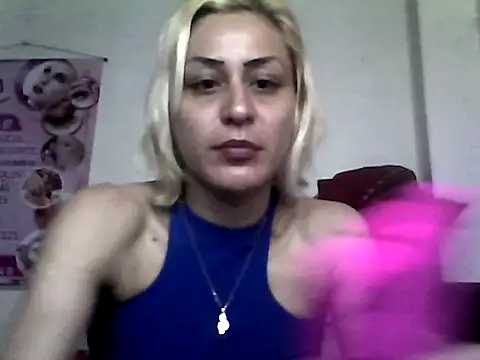 ariana crazzy online show from 5, 3, 2025