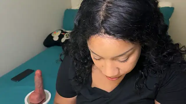 RoxiesObsession online show from 18, 2, 2025