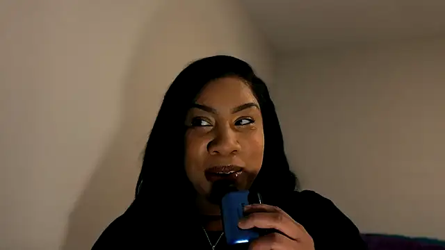 RoxiesObsession online show from 28, 2, 2025