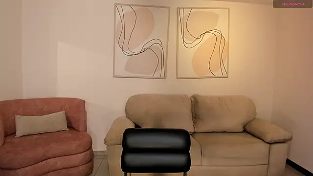 AlinaKravitz online show from 8, 5, 2026