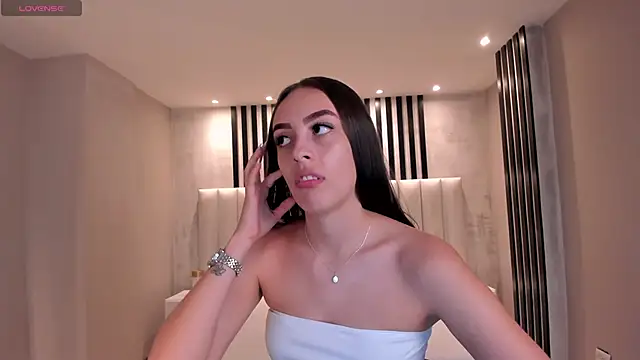 KaiaFerreira online show from 9, 2, 2026