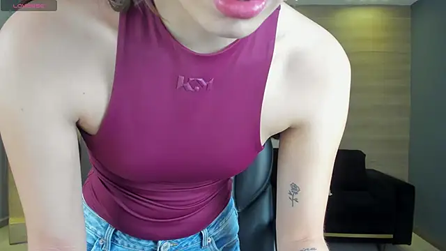 KaiaFerreira online show from 12, 10, 2025