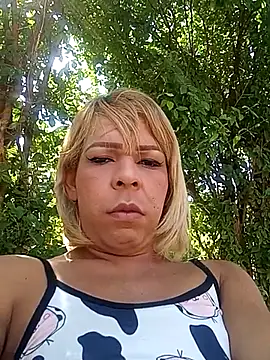 blondebitchlitle online show from 5, 2, 2026