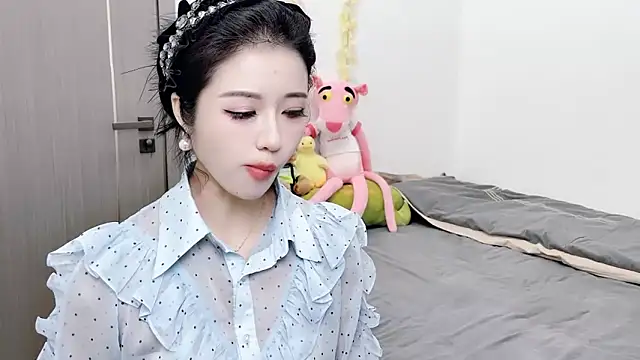 starsqimei online show from 23, 10, 2025