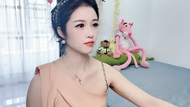 starsqimei online show from 4, 10, 2025