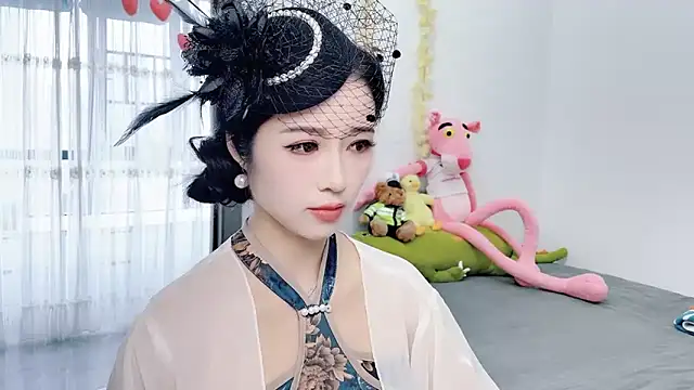 starsqimei online show from 14, 10, 2025