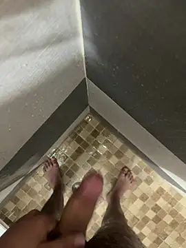 mylovetr1 online show from 15, 2, 2026