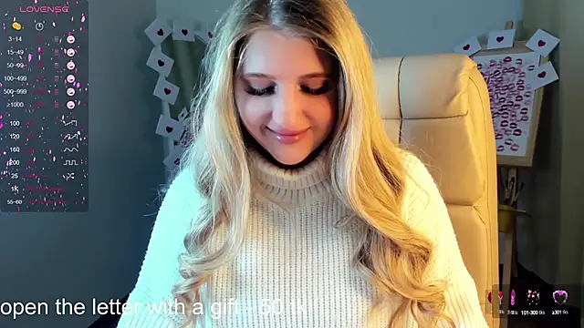 Evacadooo online show from 16, 2, 2025