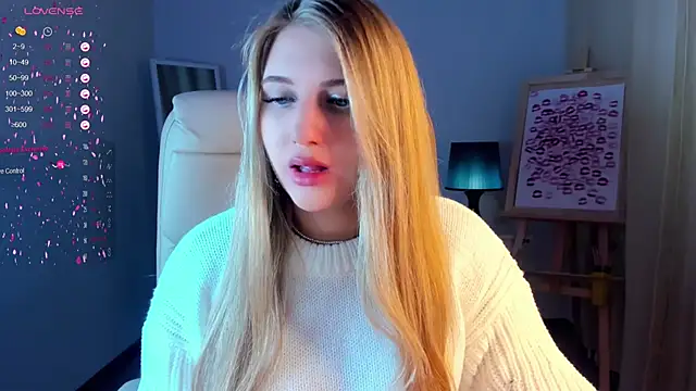 Evacadooo online show from 27, 2, 2025