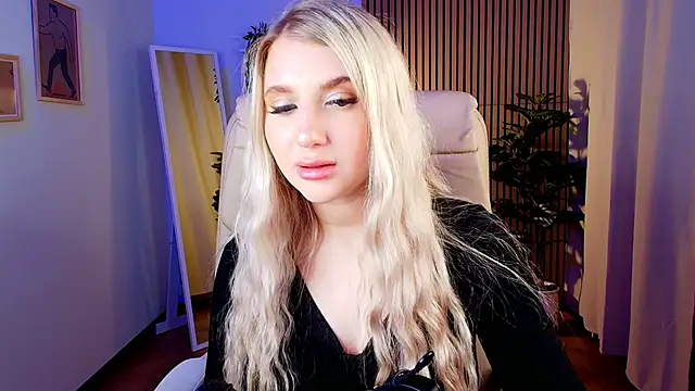 Evacadooo online show from 2, 4, 2026