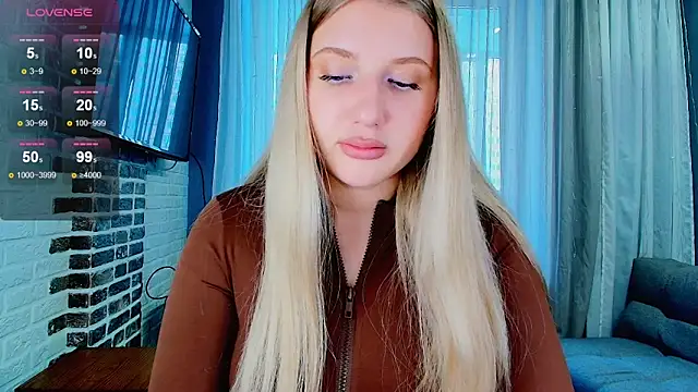 Evacadooo online show from 22, 10, 2025