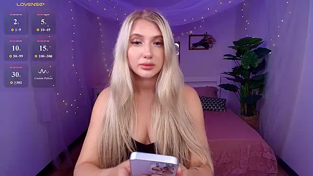 Evacadooo online show from 7, 7, 2026