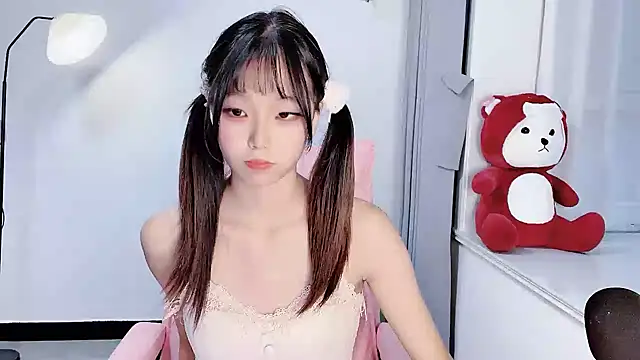 Snapshot of Z-long chatting on 20, 10, 2025 Z-long online show from 20, 10, 2025