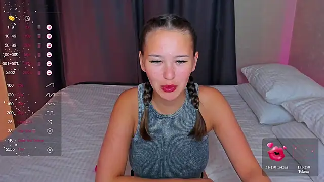 Snapshot of skinny_sissss chatting on 8, 7, 2026 skinny sissss online show from 8, 7, 2026