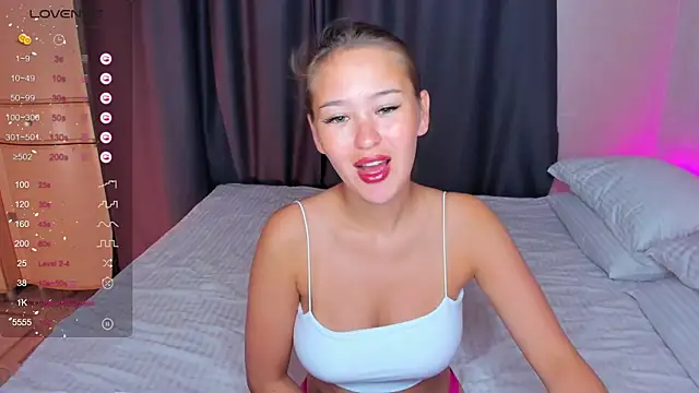 Snapshot of skinny_sissss chatting on 17, 7, 2026 skinny sissss online show from 17, 7, 2026