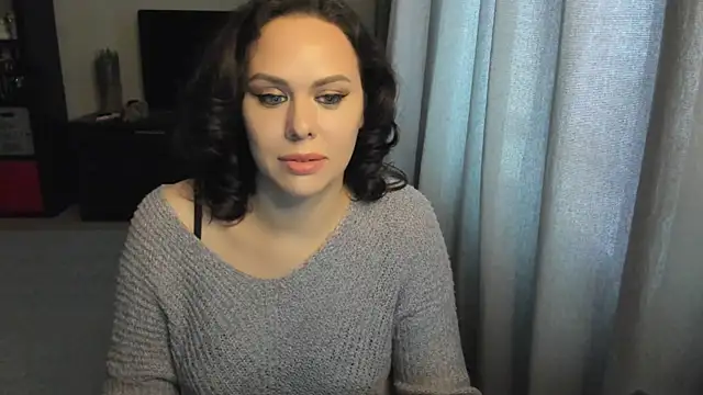 MollyCheiz online show from 22, 10, 2025