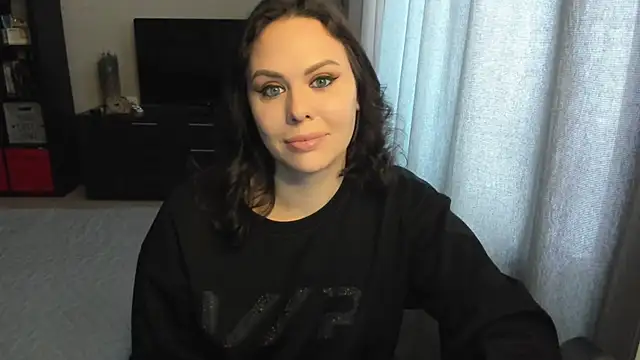 MollyCheiz online show from 19, 10, 2025