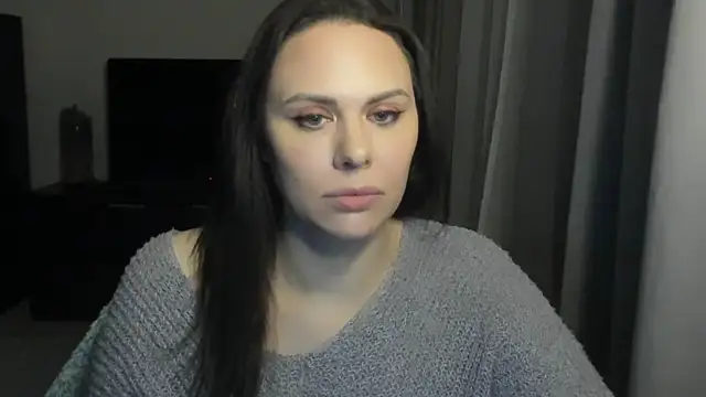 MollyCheiz online show from 5, 4, 2026