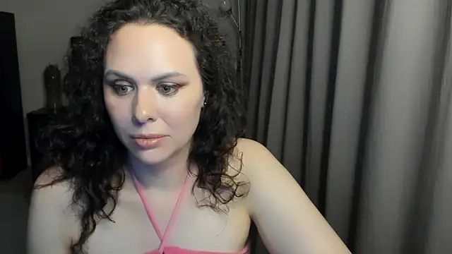 Snapshot of MollyCheiz chatting on 13, 7, 2026 MollyCheiz online show from 13, 7, 2026