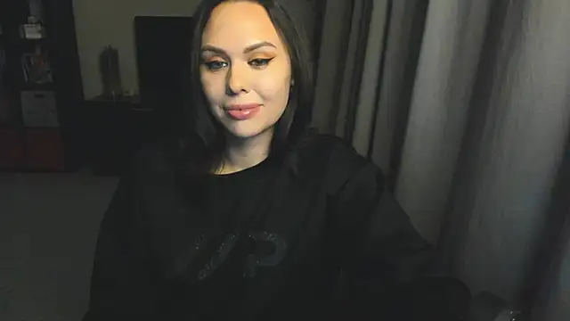 MollyCheiz online show from 24, 9, 2025