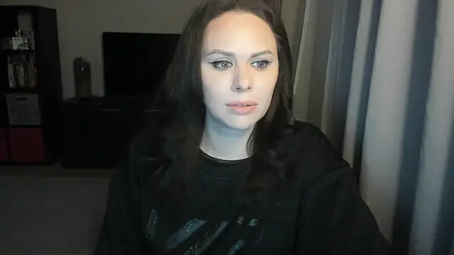 MollyCheiz online show from 8, 2, 2026