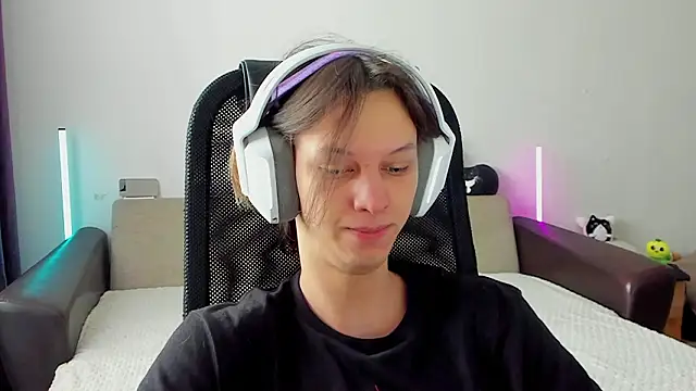 Ostin meow online show from 14, 2, 2026