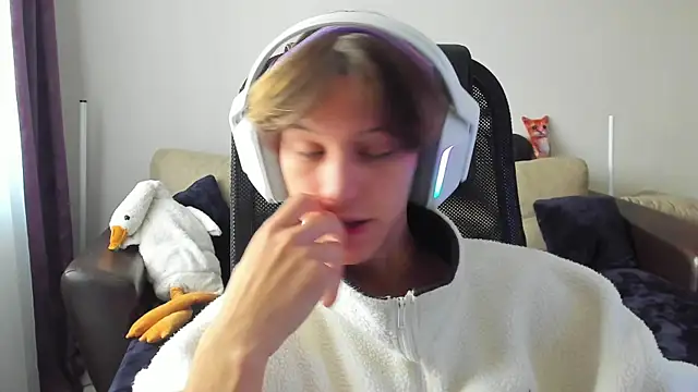 Ostin meow online show from 14, 9, 2025