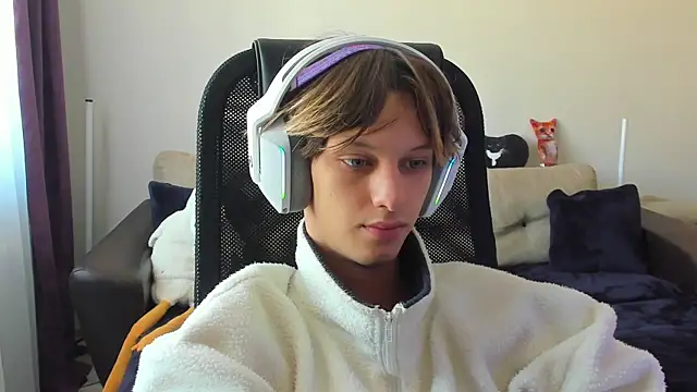 Ostin meow online show from 15, 9, 2025