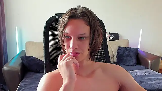 Snapshot of Ostin_meow chatting on 15, 7, 2026 Ostin meow online show from 15, 7, 2026