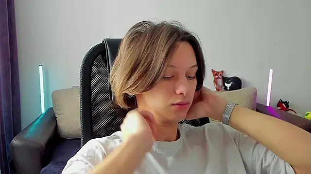 Ostin meow online show from 12, 3, 2026