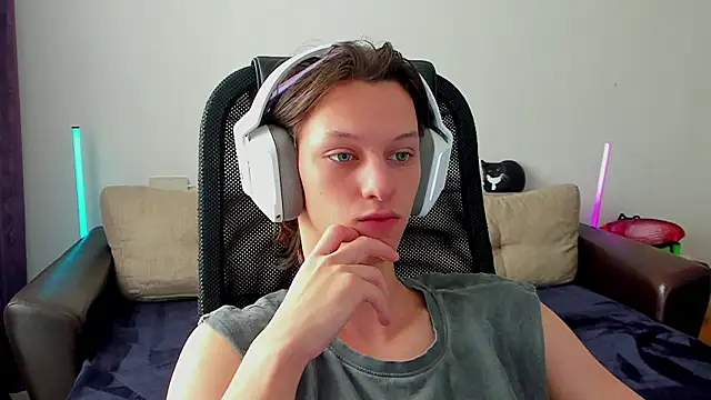 Ostin meow online show from 1, 3, 2026